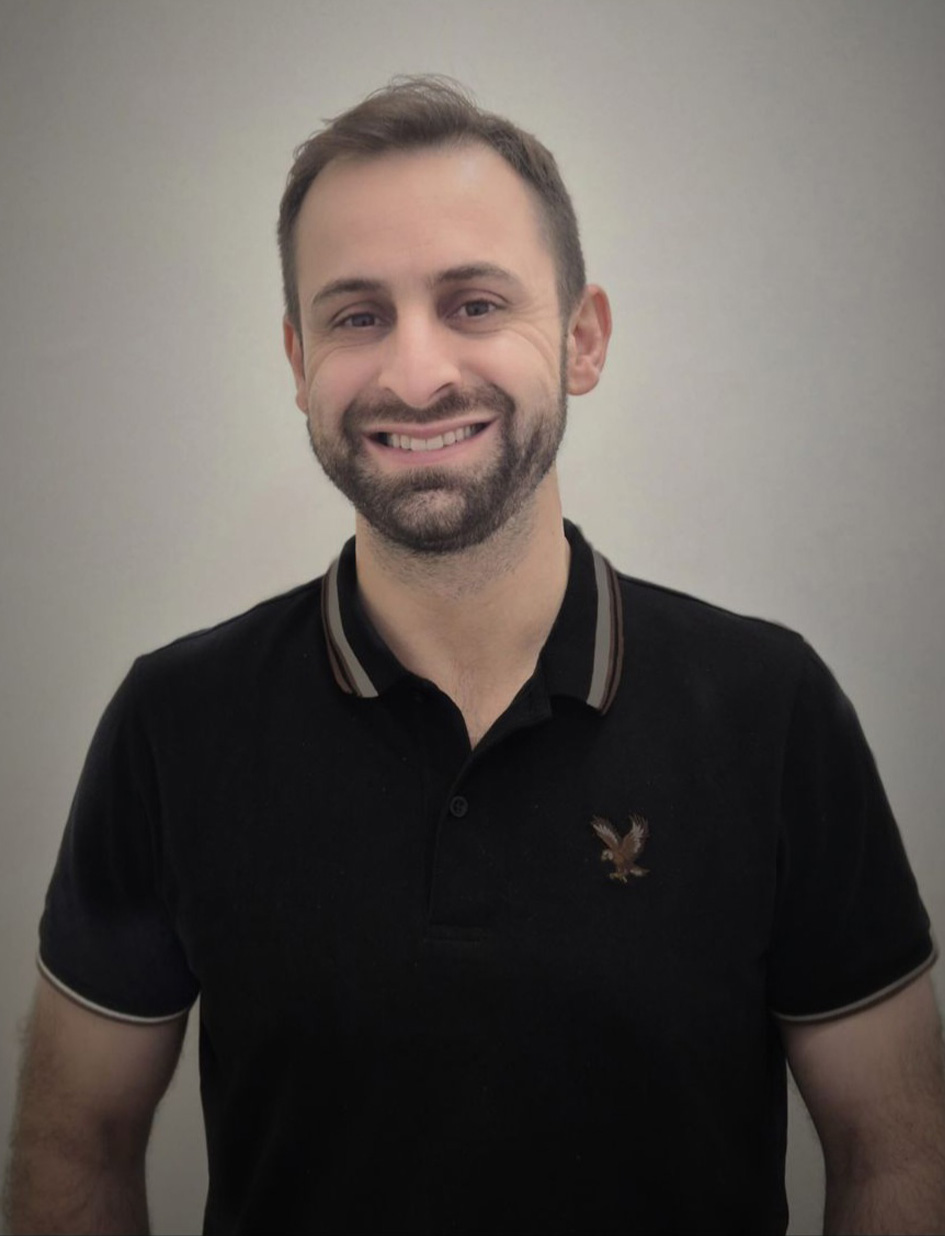 https://leemingdentalclinic.co.uk/wp-content/uploads/2025/08/ali.jpg