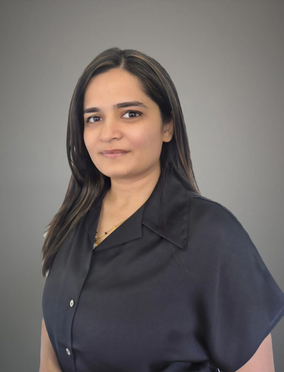 https://leemingdentalclinic.co.uk/wp-content/uploads/2025/08/shivangi.jpg